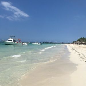 Meet your Posher, Aurora